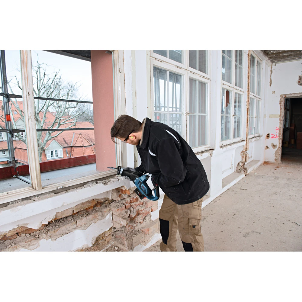 Budget ๐ Bosch GSA18V-125N 18V EC Brushless 1-1/4 In.-Stroke Multi-Grip Reciprocating Saw (Tool Only) ๐ 8 Budget ๐ Bosch GSA18V-125N 18V EC Brushless 1-1/4 In.-Stroke Multi-Grip Reciprocating Saw (Tool Only) ๐ - Image 6